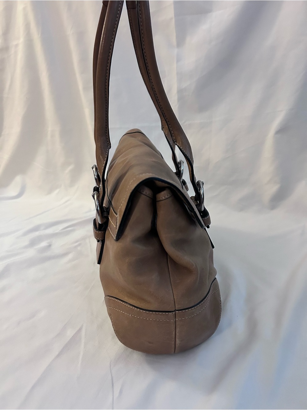 Coach Hampton SoHo Satchel - Picture 5 of 14
